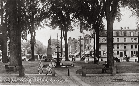CE-Postcard-CentralSq1912BW